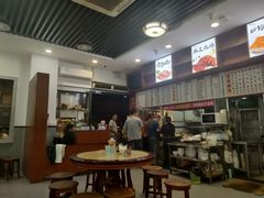 -香辉食馆(新兴路店)
