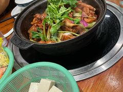 -重庆鸡公煲·青锅花椒鱼(牡丹江路店)