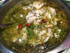 酸菜鱼锅-天都火锅酒楼(虹梅南路店)