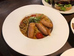 -拉亚汉堡经典餐厅(商城路店)