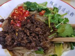 生椒牛肉水粉-何氏筠连水粉(明伦堂店)