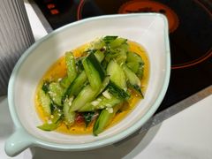 -黄记煌三汁焖锅(新佳丽江汉路店)