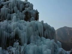 -大平台龙居瀑布旅游区