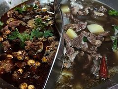 -大众跷脚牛肉馆·非遗传承单位(峨眉山店)