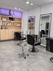 -Coo Hair salon