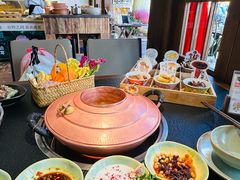 -菌自由丨野生菌火锅特色庭院餐厅(丽江古城店)