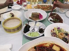 -鹊华居·地道鲁菜·海鲜·融合味(大明湖店)