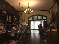 -良友书坊(安徽路店)