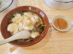 鲜肉小馄饨-桐香园小笼包(百井坊巷店)