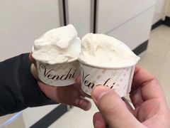 -VENCHI 闻绮(北京国贸商城店)