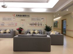 -莉泽月子中心(凯旋江景店)