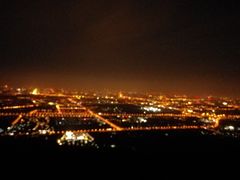 -鬼笑石后山停车场
