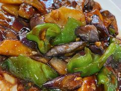 特色地三鲜-同兴半盆菜酒家(打浦路店)