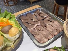 -王奋斗贵州酸汤牛肉火锅