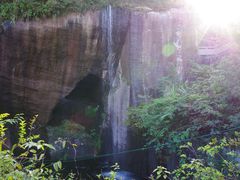 -伍山石窟