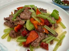 -犇逸·乐山跷脚牛肉·四川现炒(览海店)