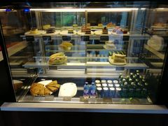 面包甜点陈列柜-高乐雅咖啡(宜山路店)