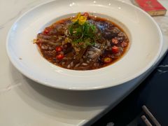 -阿瓦山寨·湘菜现炒·剁椒鱼头王(咸阳总店)