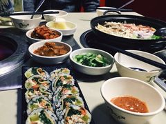 郑阿姨的家-郑阿姨的家·이모네·韩料&烤肉(武川路店)