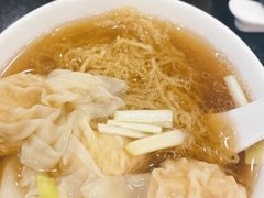 大地鱼汤底-丽的面家(多宝路店)