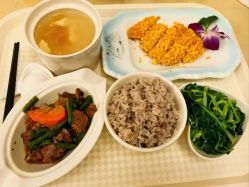 -雅馨国际月子中心