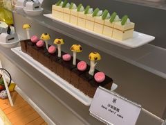 -荣誉国际酒店-云顶旋转餐厅