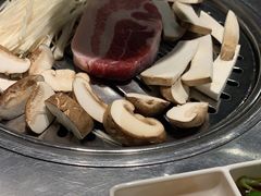 -韩聚屋韩国烤肉餐厅(新北万达店)