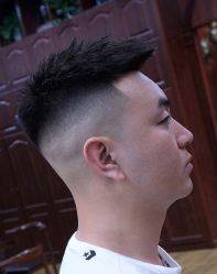 -贝勒爷专业男发
