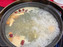 -濠轩阁特色生蚝火锅(水湾路店)