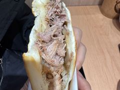 招牌肉夹馍-子午路张记肉夹馍(兵马俑店)