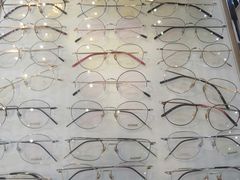 -潘多拉眼镜·蔡司依视路明月(潘家园店)