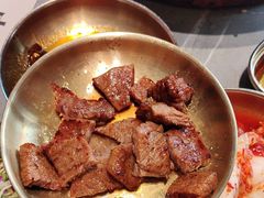 -草家酱蟹炭火烤肉店(珲春南路一店)