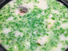 大砂锅鱼头汤-丹江渔村(望京店)