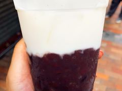 椰汁红豆冰-义顺牛奶公司(庇利金街店)