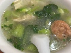 -上海特色小笼店(铁岭路90弄小区店)