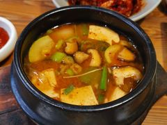 -草家酱蟹炭火烤肉店(珲春南路一店)