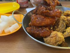 -BHC炸鸡(明洞总店)