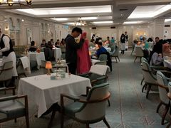 -The Diamond Jubilee Tea Salon at Fortnum & Mason