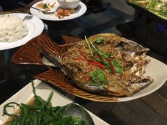 -Baan Ploy Samed Restaurant ร้านอาหารบ้านพลอยเสม็ด