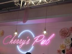 -樱花里音乐餐吧·牛扒椰子鸡(东圃店)