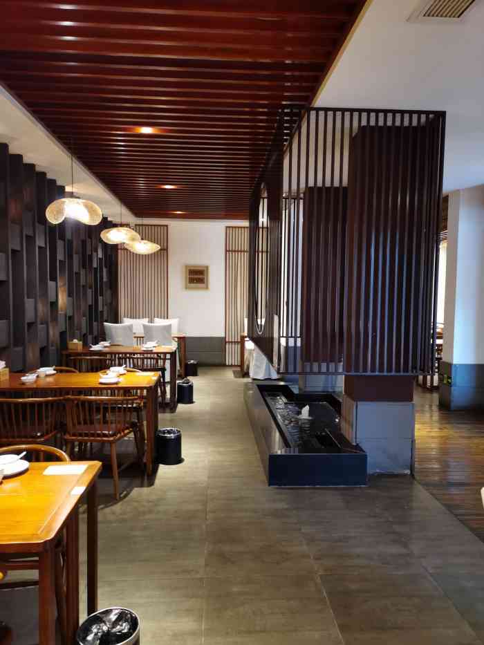 上菜很快,."-大众点评移动版