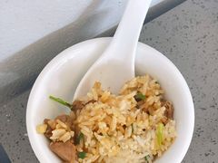 -郑猛记石岐鸽主题餐厅(长江店)