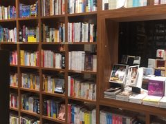 -百新书局(尚悦湾店)