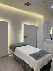 -VE专注问题肌·赛诺龙&科学美肤中心