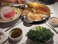 -小龙翻大江文化火锅(宽窄店)