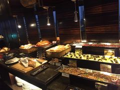 自助取餐区-广州花园酒店-凌璇阁360度高空海鲜自助餐CAROUSEL