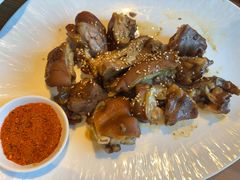 -临界音乐酒馆·小龙虾·江湖菜(华熙LIVE·鱼洞店)