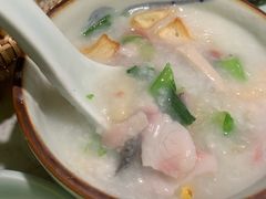 荔湾艇仔粥-大榕树下顺德菜(融创茂店)