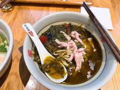 酸菜肉丝面-呼啦面馆·头牌豌杂面(爱琴海店)