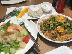 泰式柚子鲜虾色拉-Pho Asia 亚阁越南料理(上海来福士广场店)